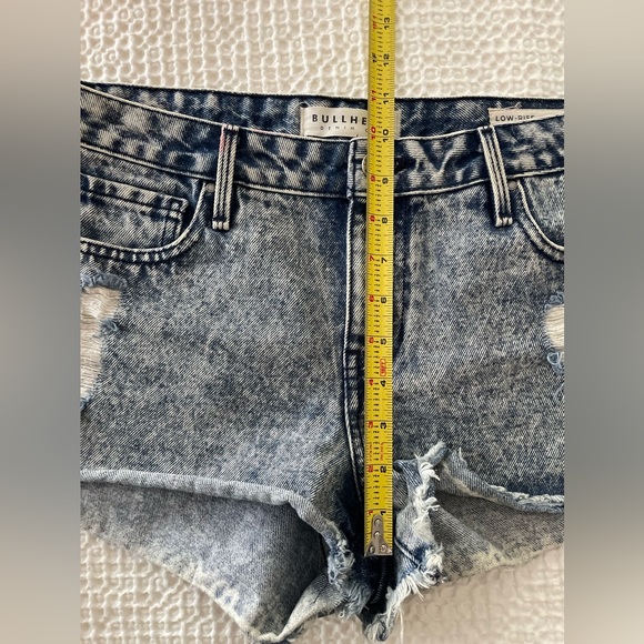 BULLHEAD Acid Wash Low Rise Distressed Denim Shorts Y2K Skater Punk Size 29 - Picture 6 of 7